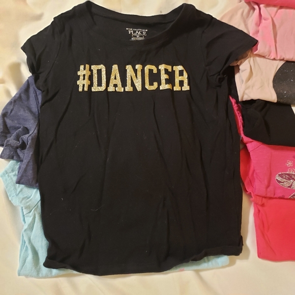 11 piece t shirt / tank lot size 5 - Picture 4 of 10